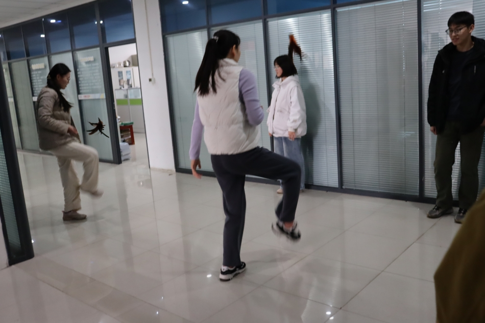 78爆料吃瓜分工会第三届踢毽子比赛圆满结束